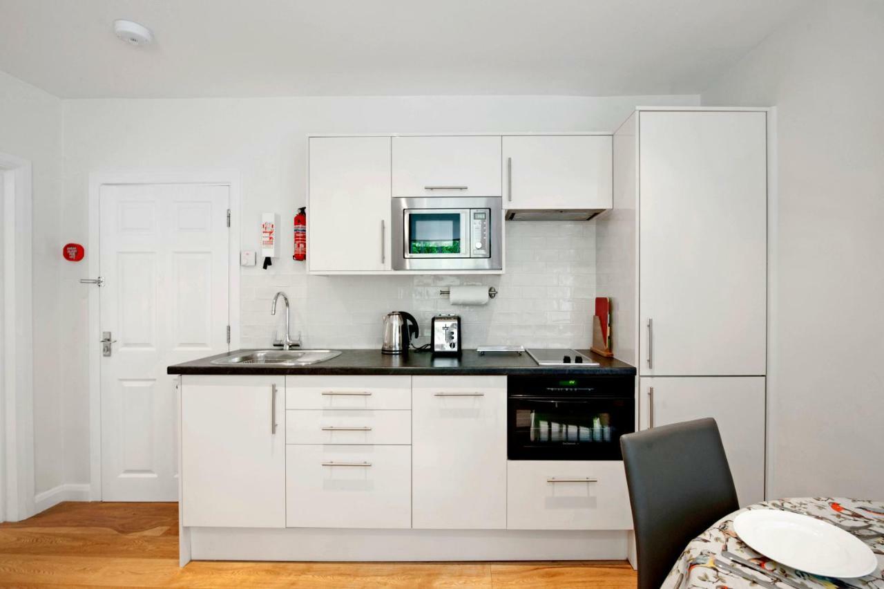The Apartment, 24 West End Terrace, Winchester Esterno foto